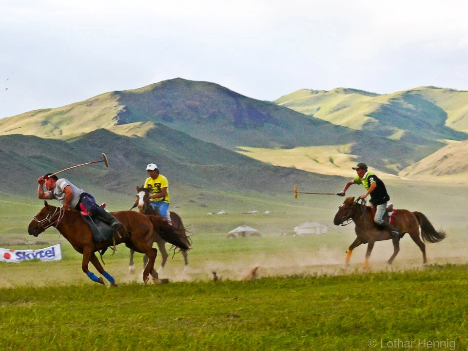 LH-Mongolian-Polo-04